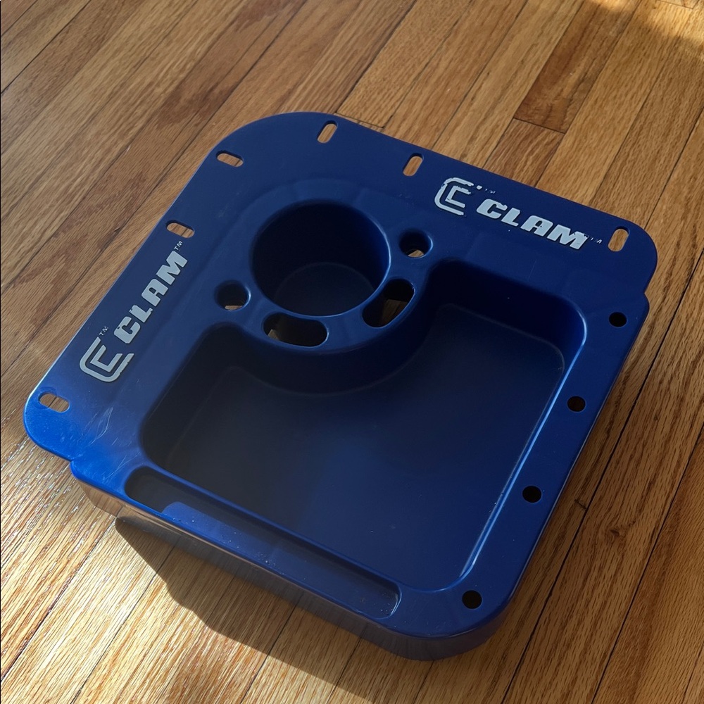 Clam side console (no hardware)